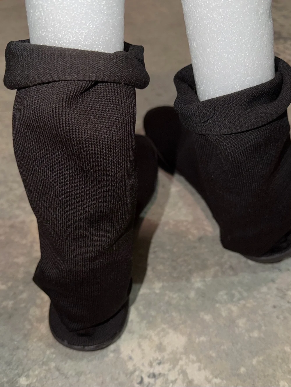Classic Yeezy Pod Black Knit shoes